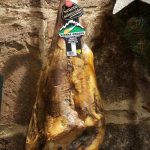 Primer Linaje Jamones: Deliciosos y Exquisitos Sabores de la Tradición Ibérica jamones-ibericos