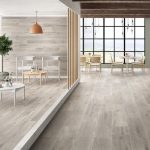 Suelo porcelánico imitación madera Bricomart: la opción perfecta para un ambiente cálido y duradero en tu hogar